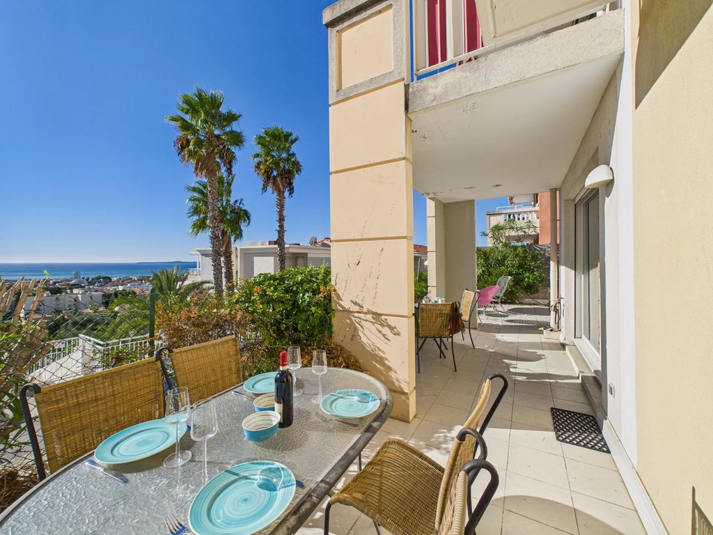 Property photo 2 of 24