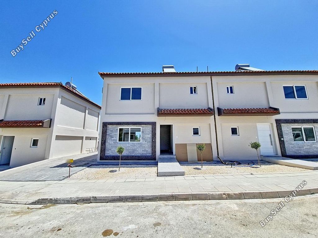 Property photo 1 of 23