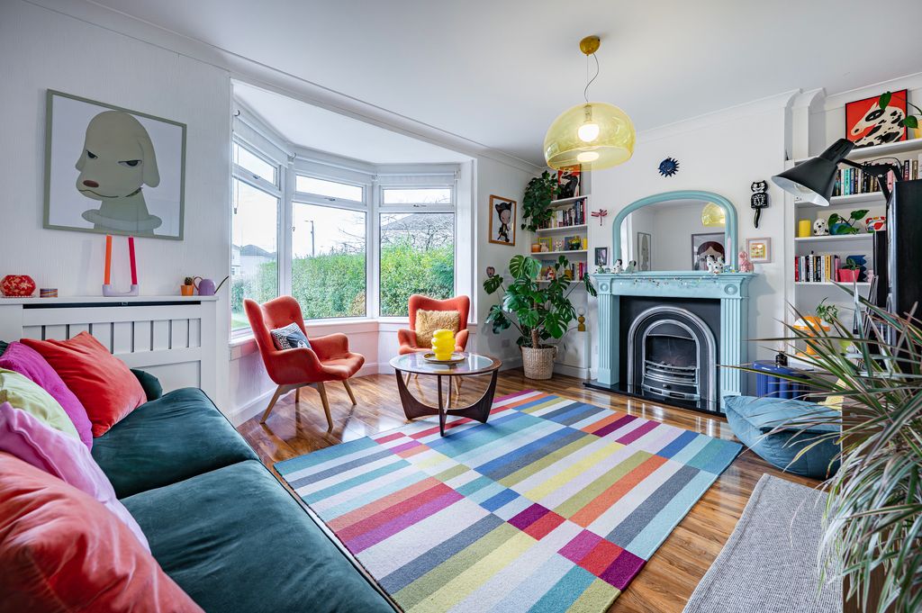 Property photo 2 of 39