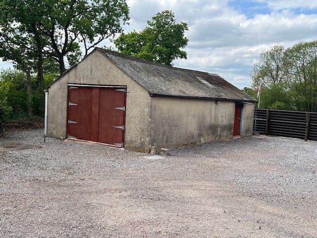 Property photo 1 of 2