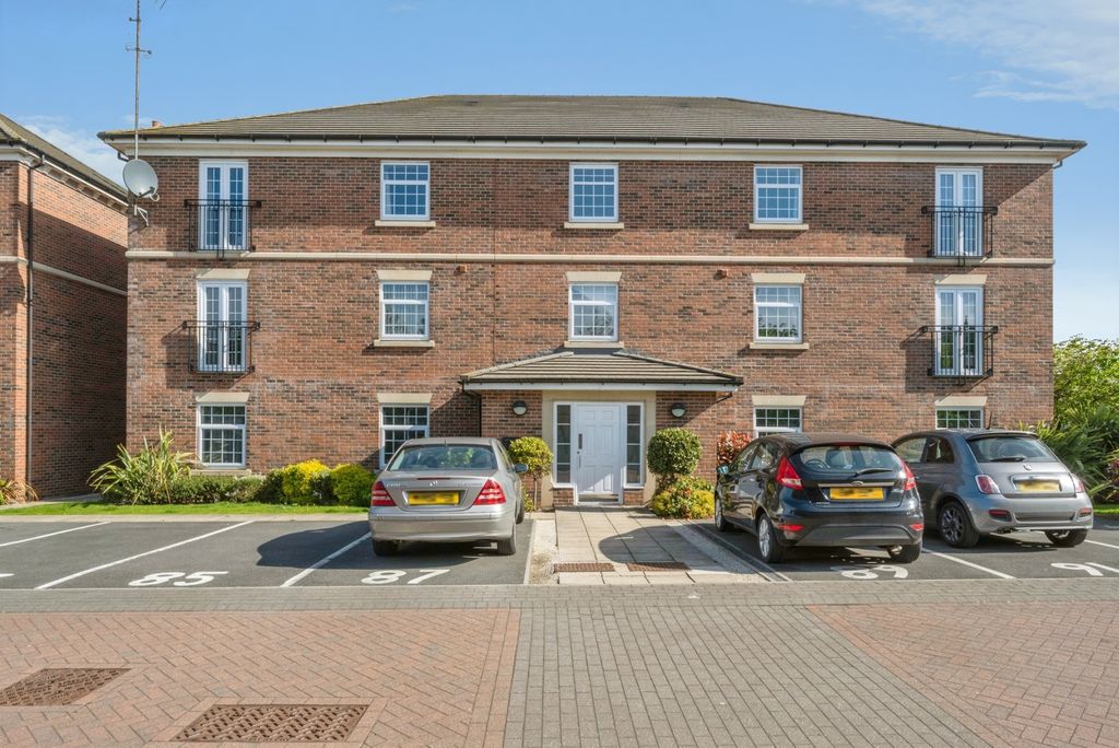 Property photo 1 of 9 Front