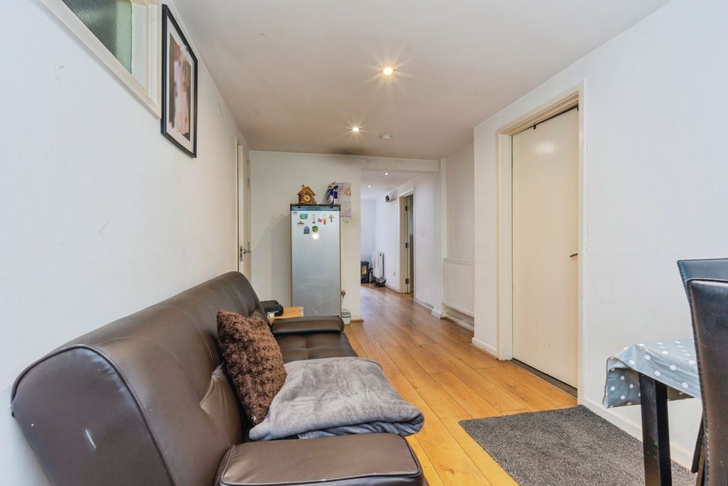 Additional image 17 of 8 bed flat for saleCorkland Road, Chorlton, Manchester M21