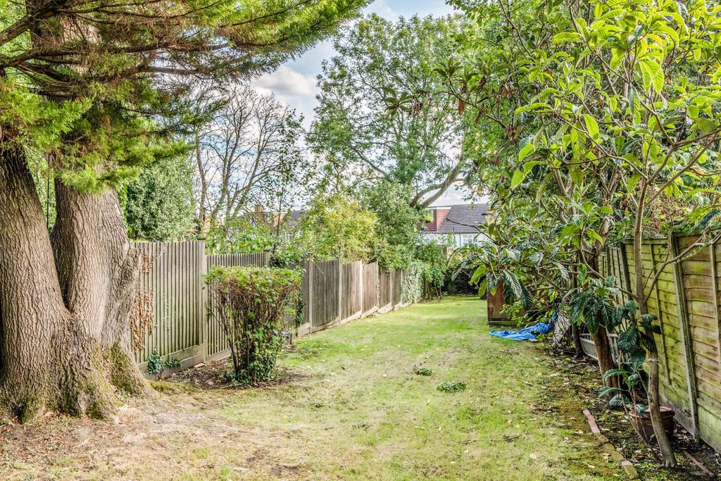 Property photo 3 of 19 Photo 4