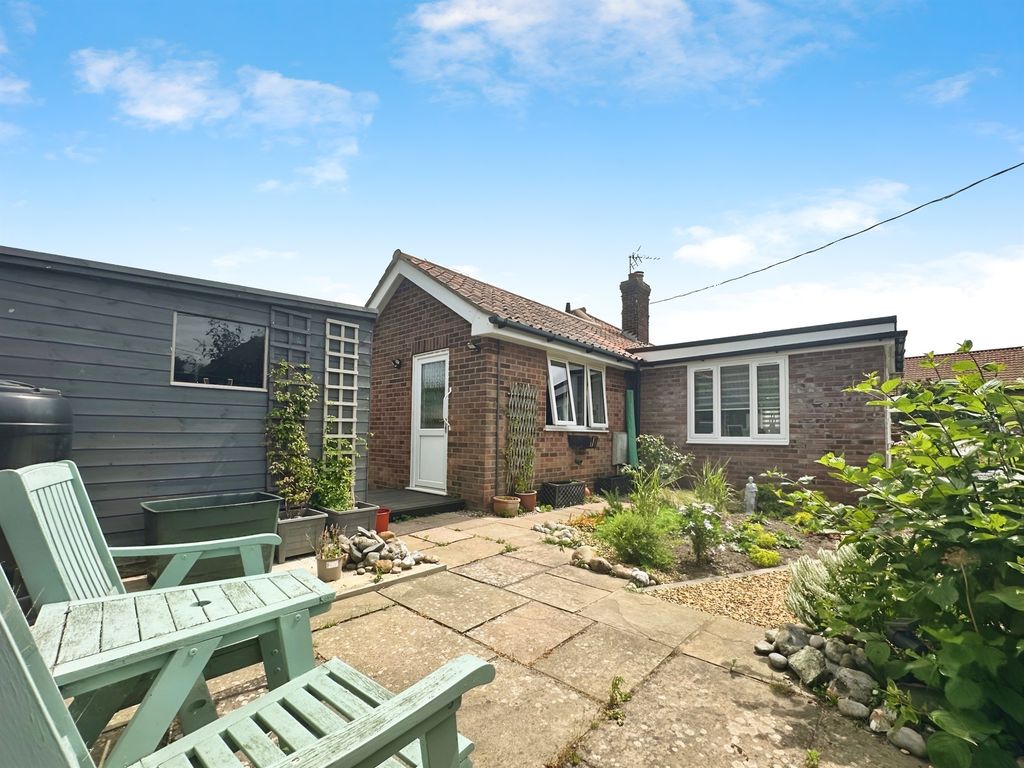 Property photo 3 of 24