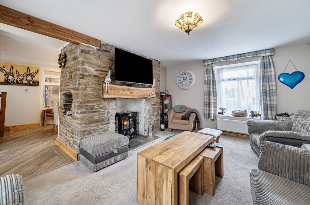 Property photo 3 of 15 1363707-10-68E4E4...