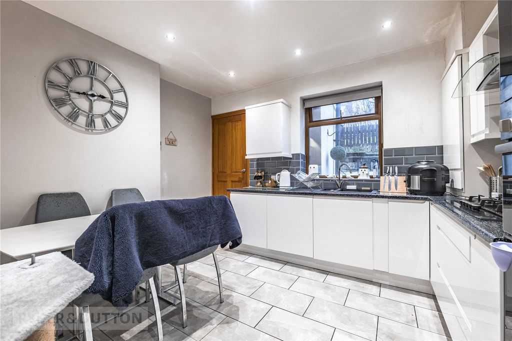 Property photo 2 of 19 Kitchen Diner