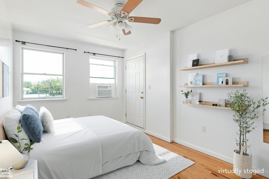 Property photo 3 of 9 <Alttext/>