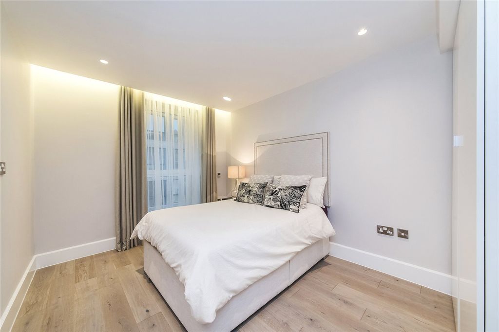 Property photo 3 of 10 Picture No. 18