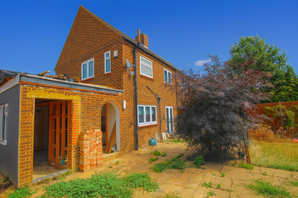 Property photo 3 of 16