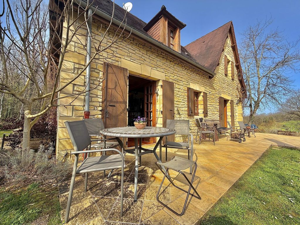 Property photo 1 of 21