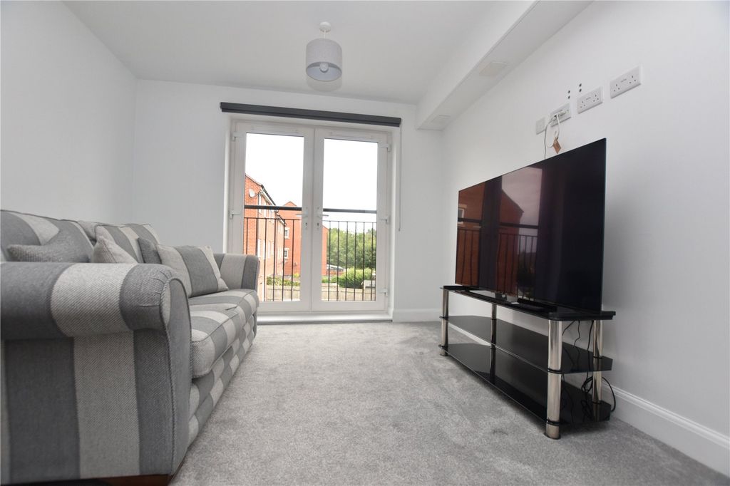 Property photo 3 of 11 Picture No. 05