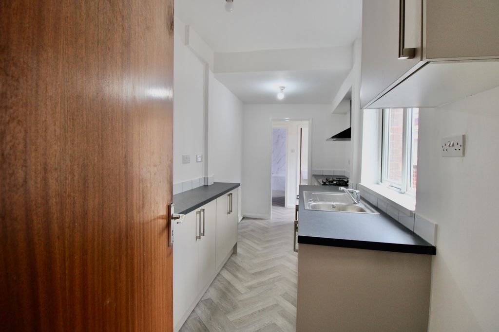 Property photo 3 of 13 Kitchen Angle 1