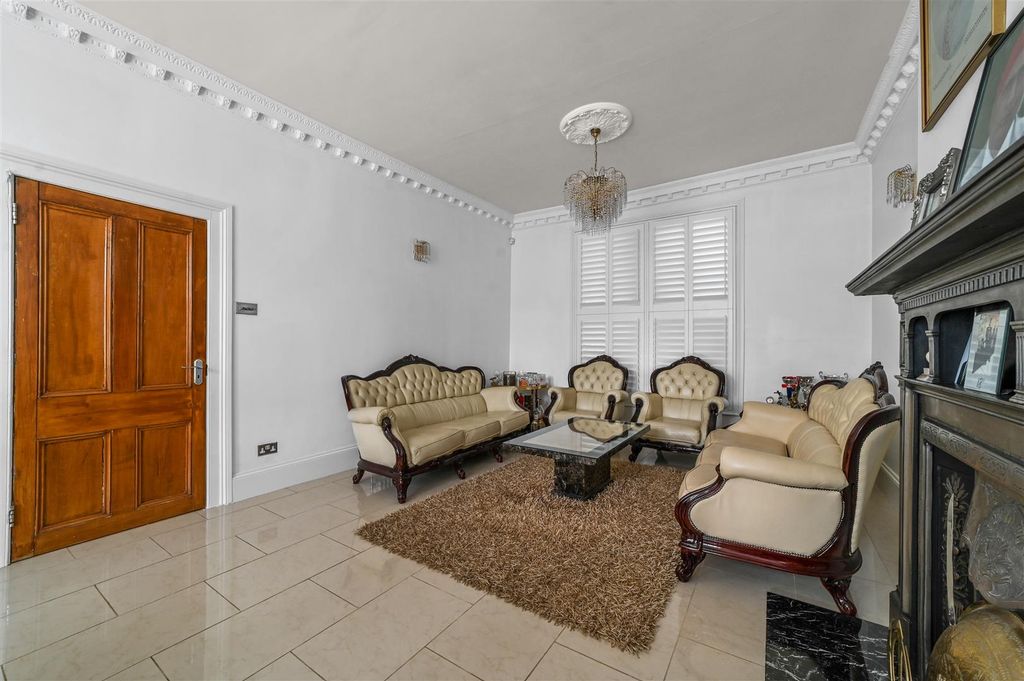 Property photo 3 of 42 Dining Room