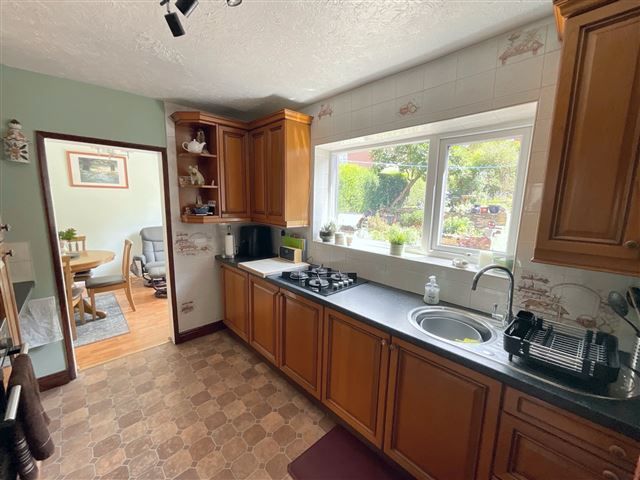 Property photo 3 of 21 Kitchen