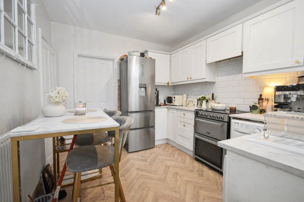 Property photo 2 of 14 Picture No. 13
