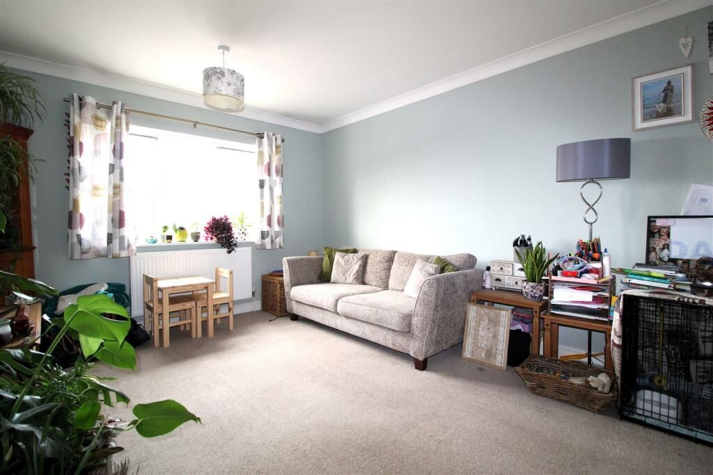 Property photo 2 of 6