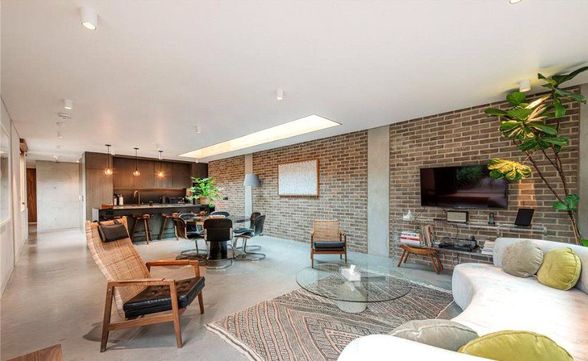 Property photo 1 of 11 Picture No. 01