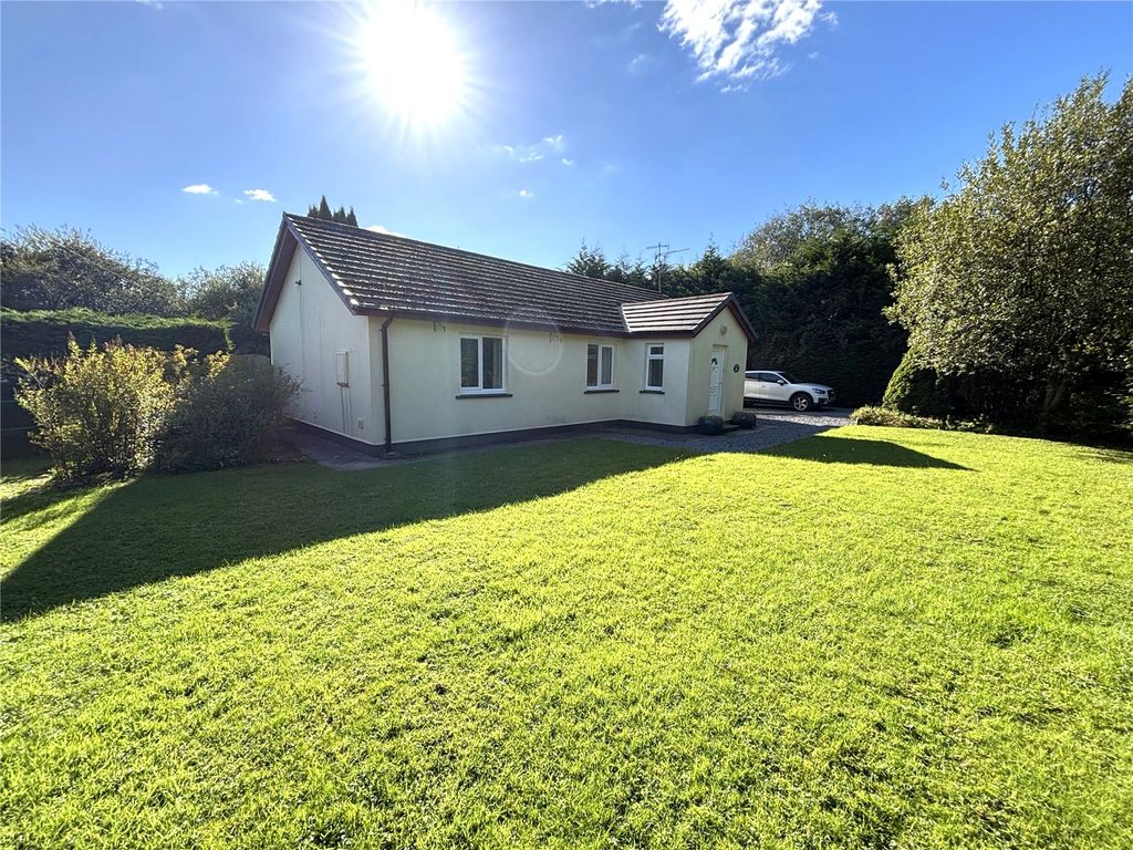 Property photo 2 of 23 Picture No. 19