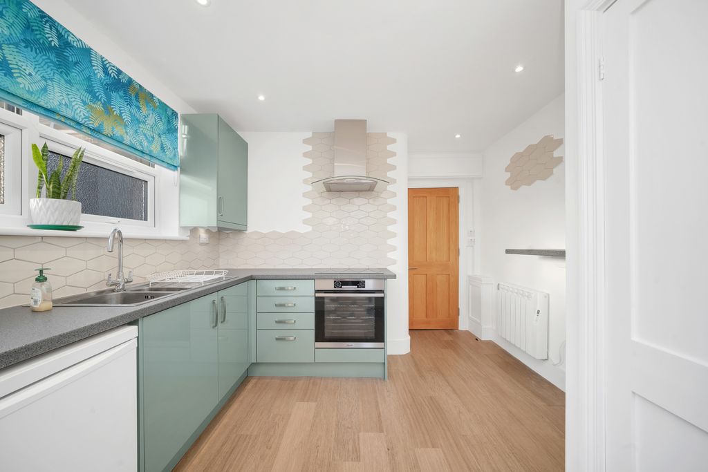 Property photo 3 of 12 Picture No. 03