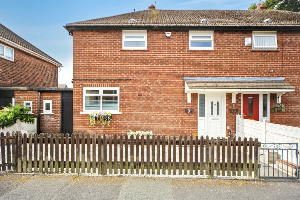 Property photo 1 of 17