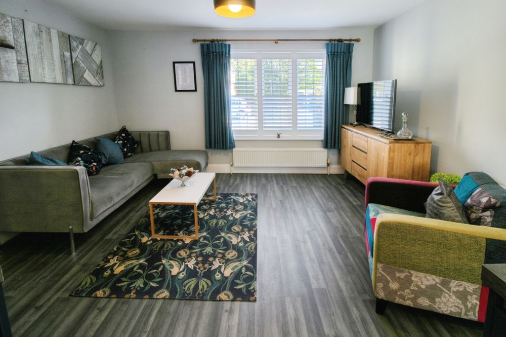 Property photo 3 of 15 Photo #3