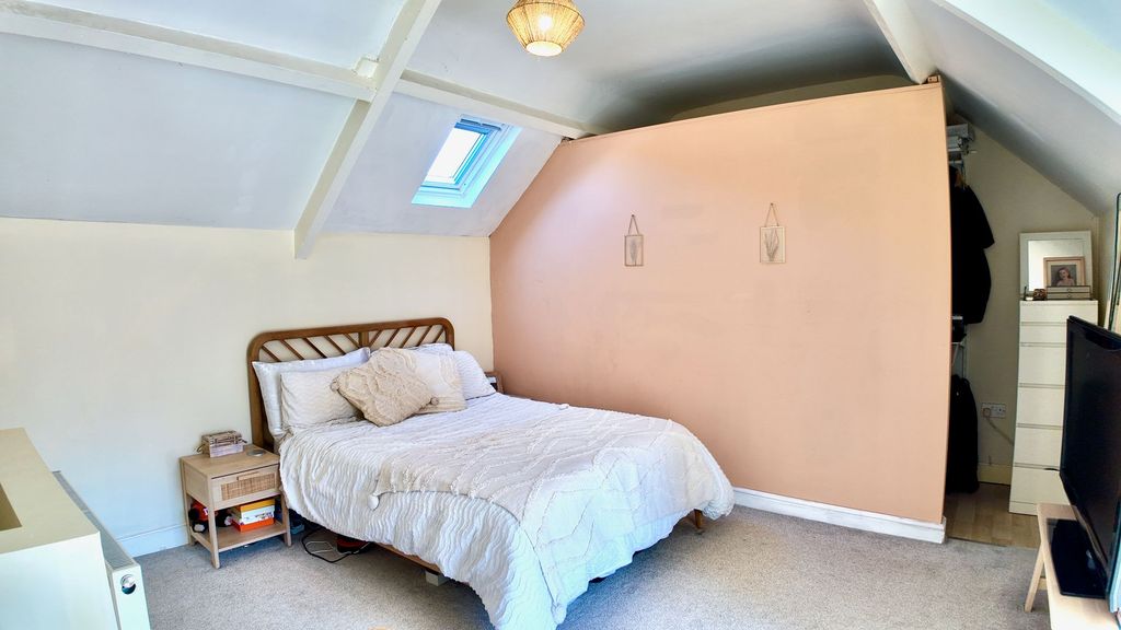 Additional image 5 of 4 bed semi-detached house for saleHillside Road, Crumlin NP11