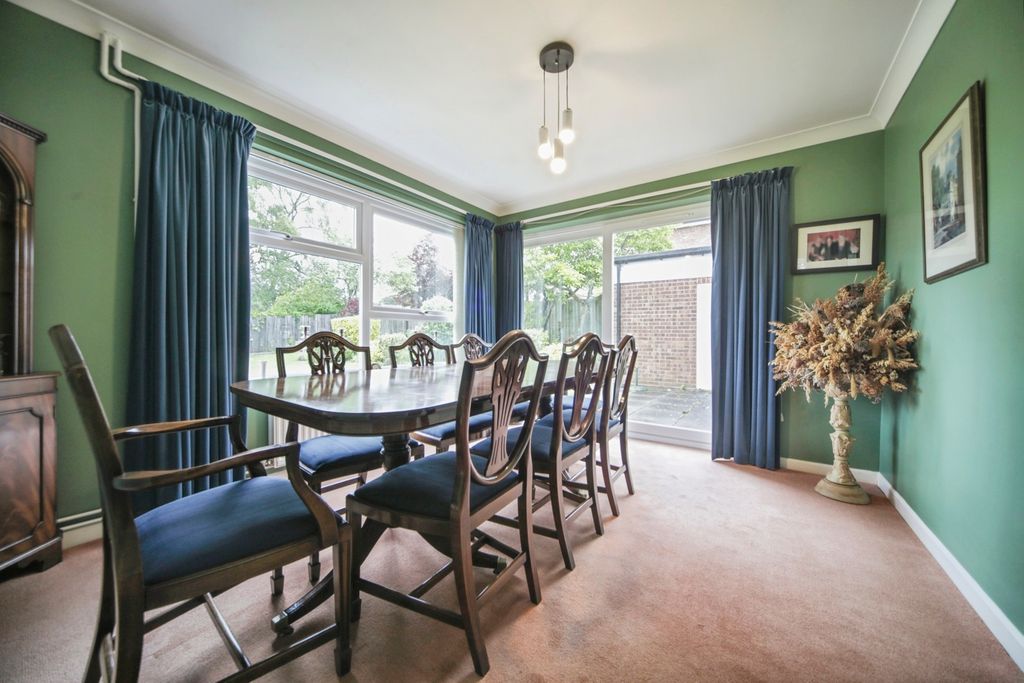 Property photo 2 of 20 Pbox-Img.Jpg