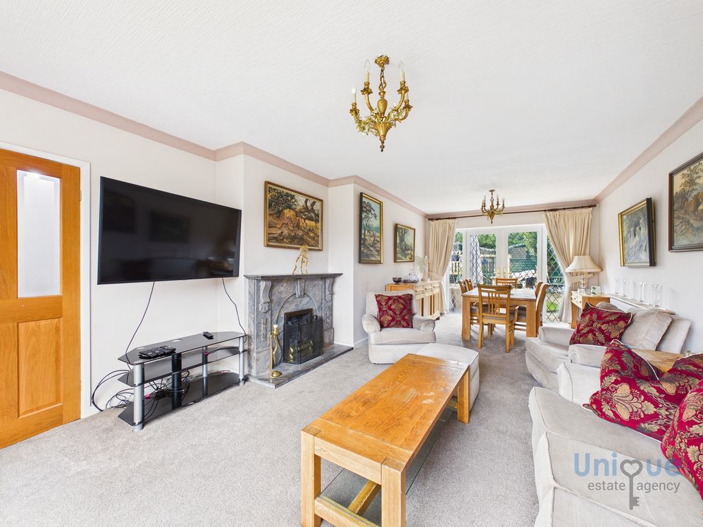 Property photo 2 of 23