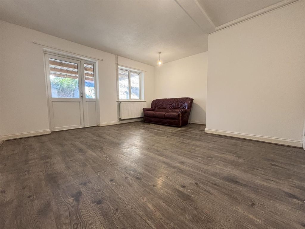 Property photo 3 of 12 Living Room 2.Jpg