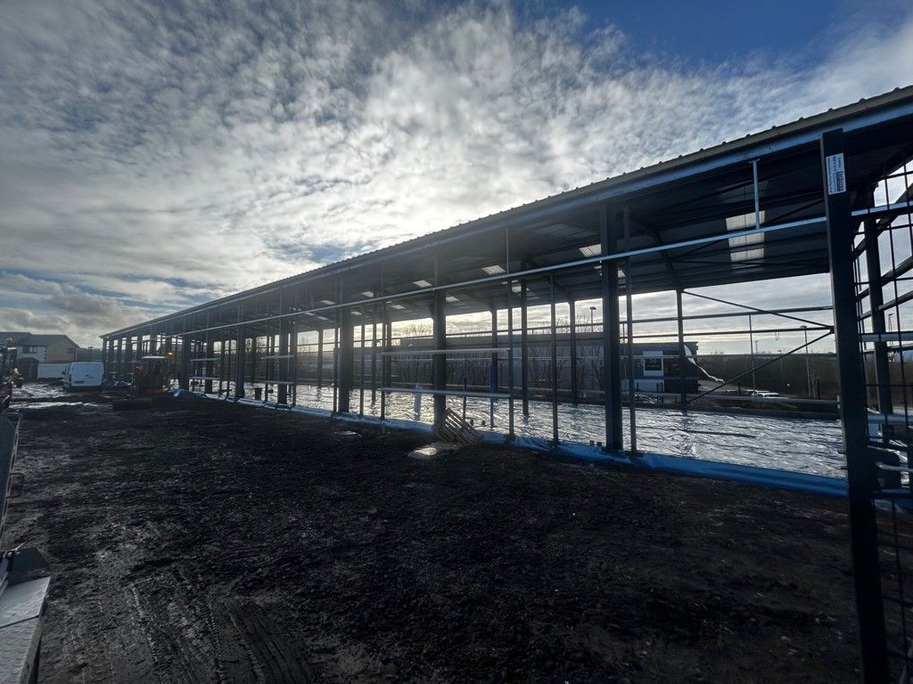 Property photo 1 of 9 Photo 7