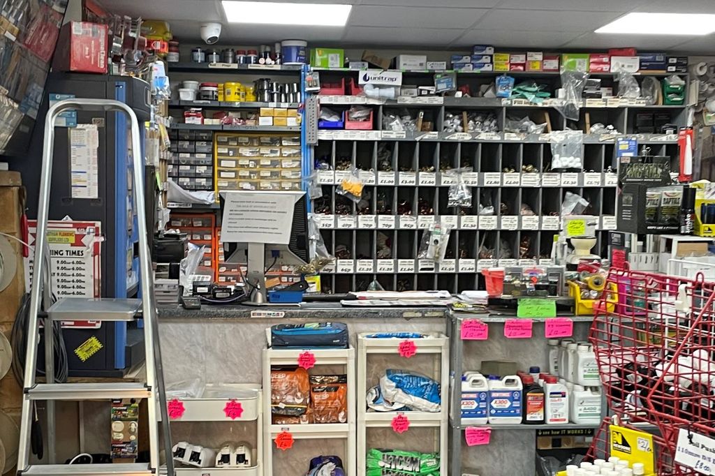 Property photo 3 of 7