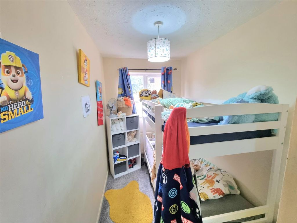 Property photo 2 of 13 Bedroom