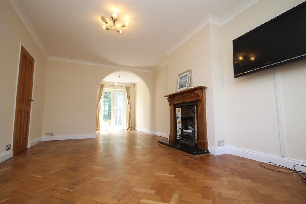Property photo 2 of 16 Img_8277.Jpg
