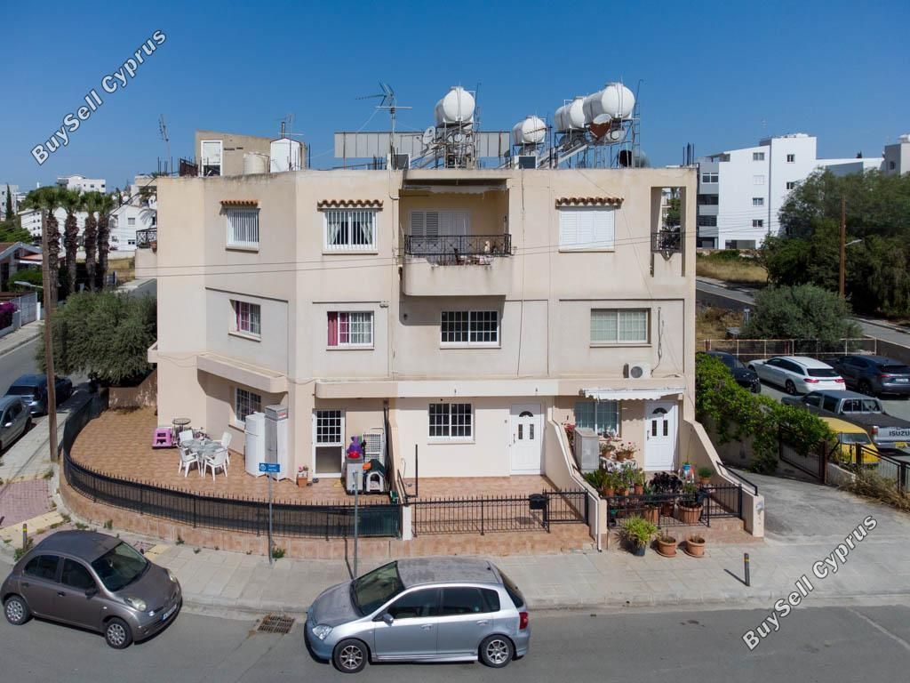 Property photo 2 of 11