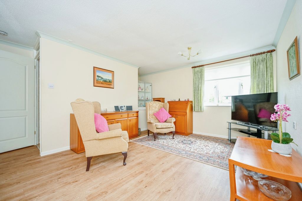 Property photo 3 of 12 Photography
