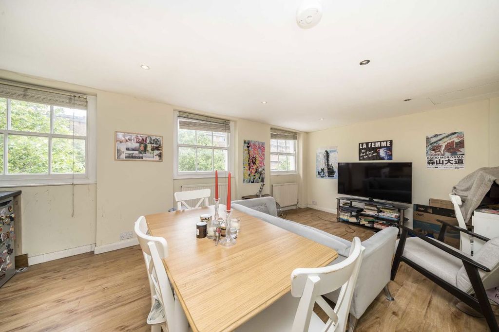Property photo 3 of 4