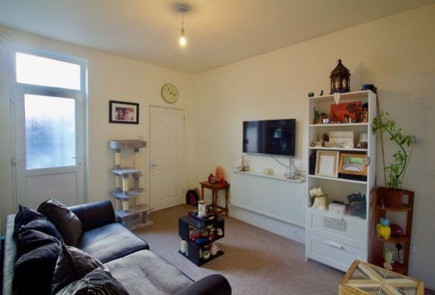 Property photo 3 of 8 Dining Room
