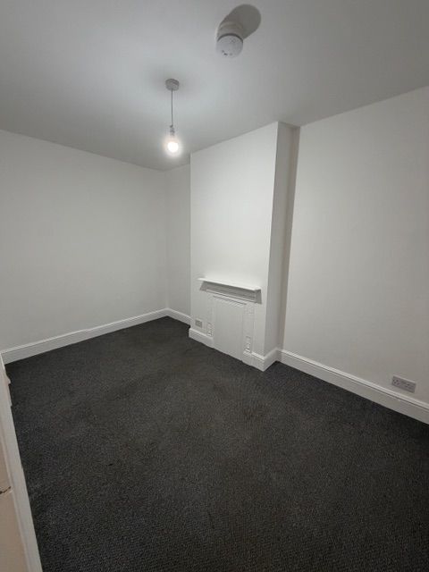 Property photo 2 of 7 Gallery