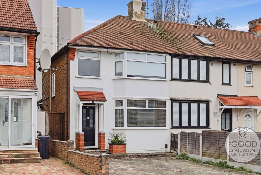 Property photo 1 of 17