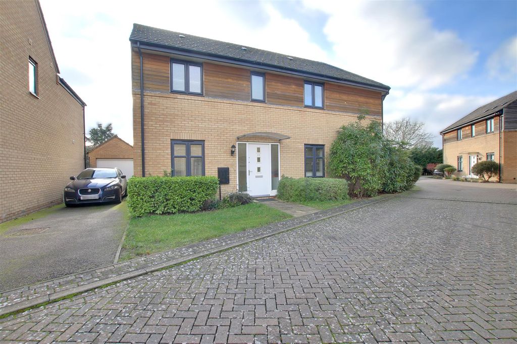 Property photo 1 of 9 Img_6676-Img_6678.Jpg