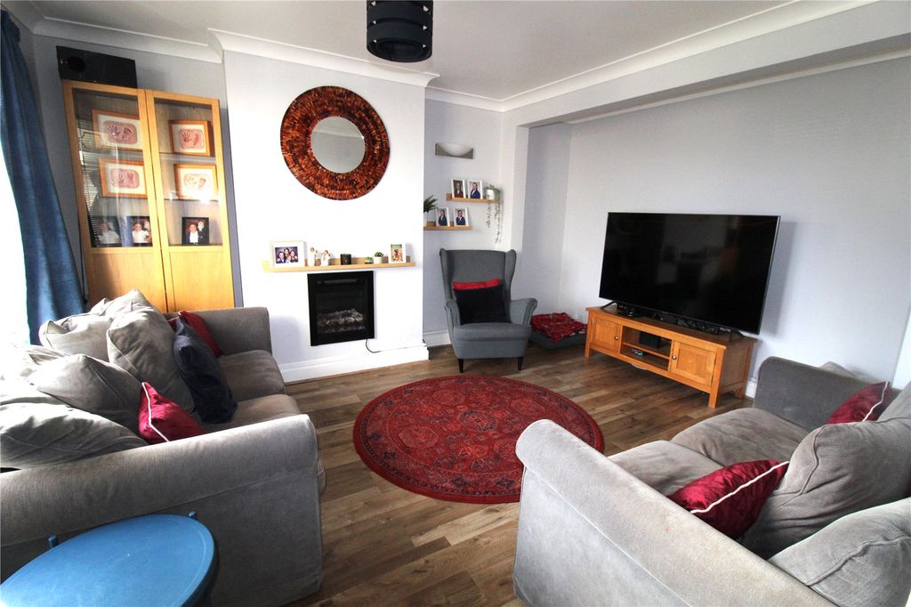 Property photo 2 of 13 Picture No. 04