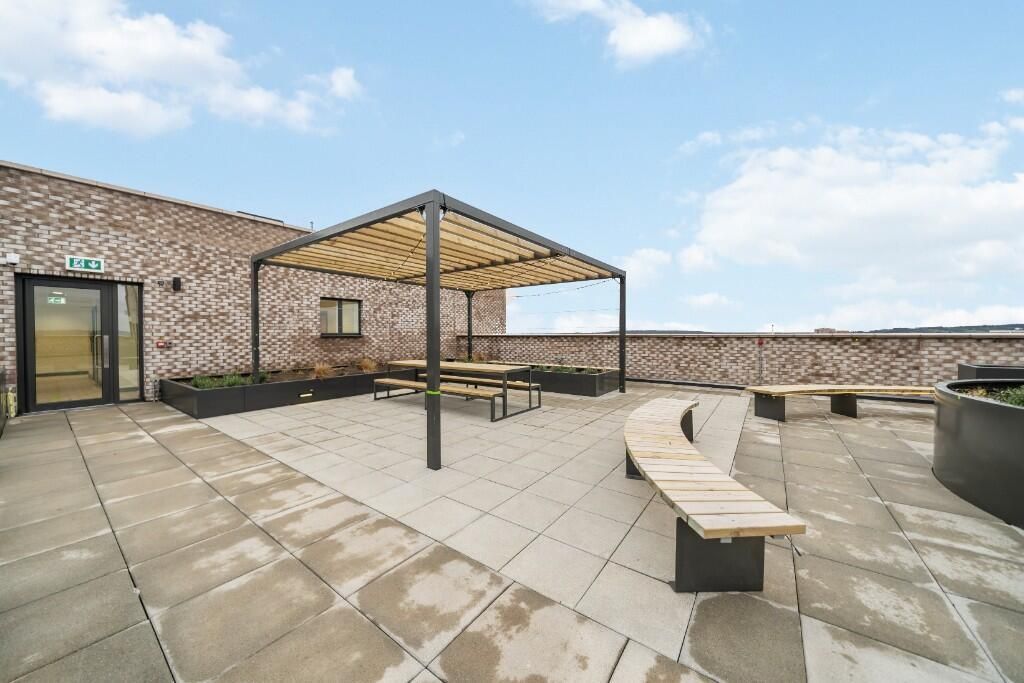 Property photo 2 of 6