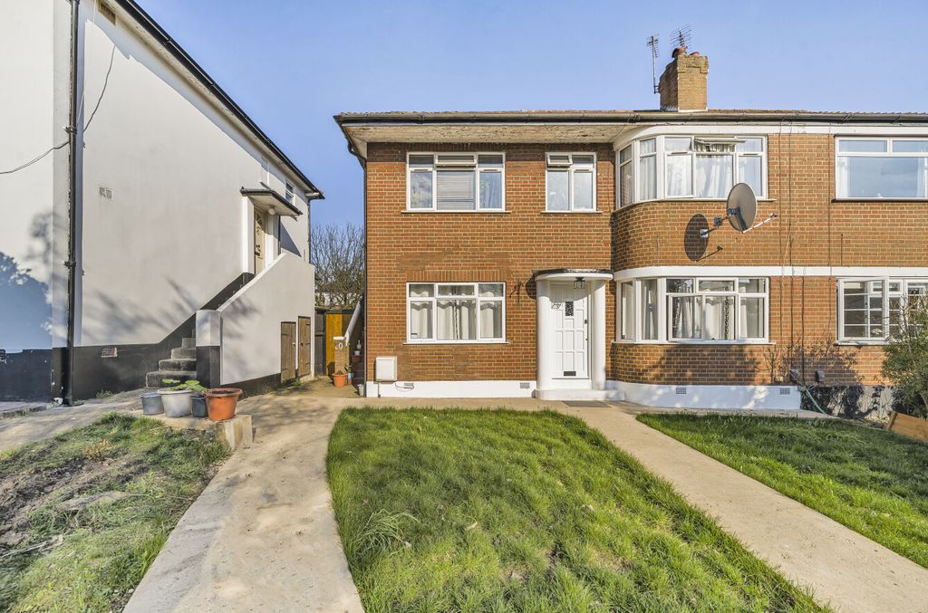 Property photo 1 of 7