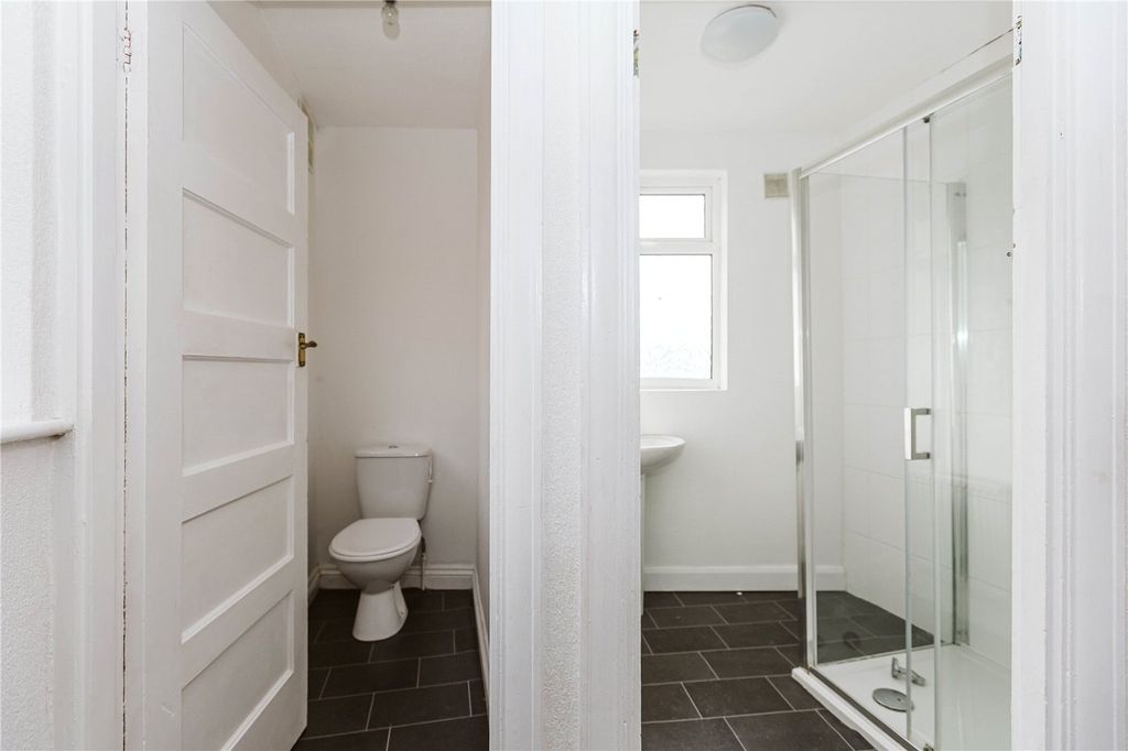 Property photo 3 of 12 Picture No. 11