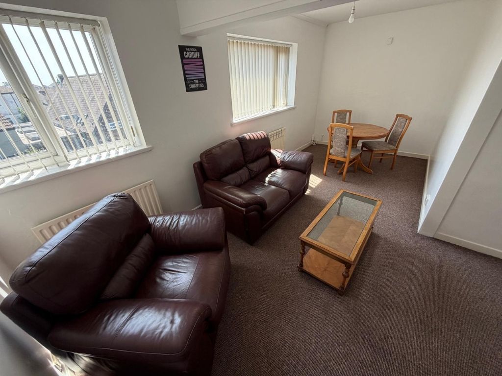 Property photo 3 of 18