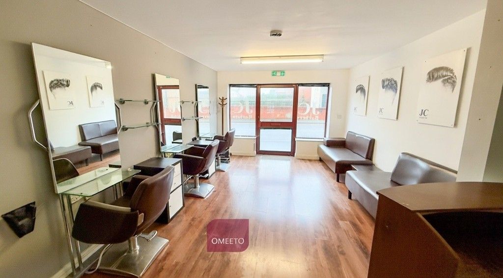 Property photo 2 of 5 Shop For Sale. No 25