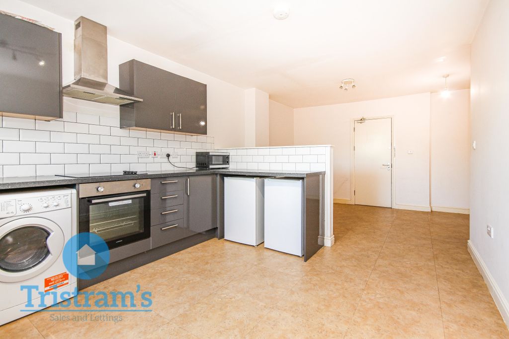 Property photo 3 of 8 Img_2657