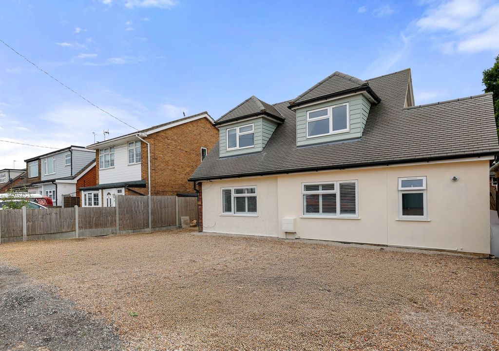 Property photo 2 of 22