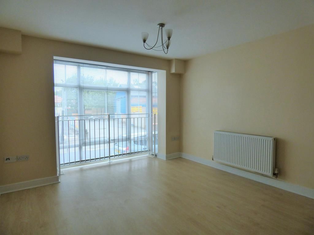 Property photo 1 of 6 Lounge