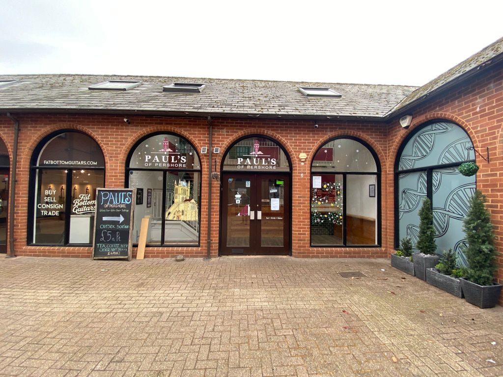 Property photo 2 of 6